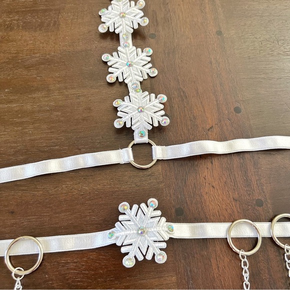 Honeiibeth Ice Queen Harness Set - Picture 3 of 4